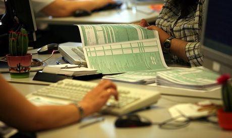 Παράταση φέρνουν οι χαμηλές πτήσεις στην υποβολή των φορολογικών δηλώσεων
